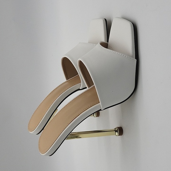 815- Mique Women's Sandals Heels White Color Size 6.5 NWT - Picture 2 of 9